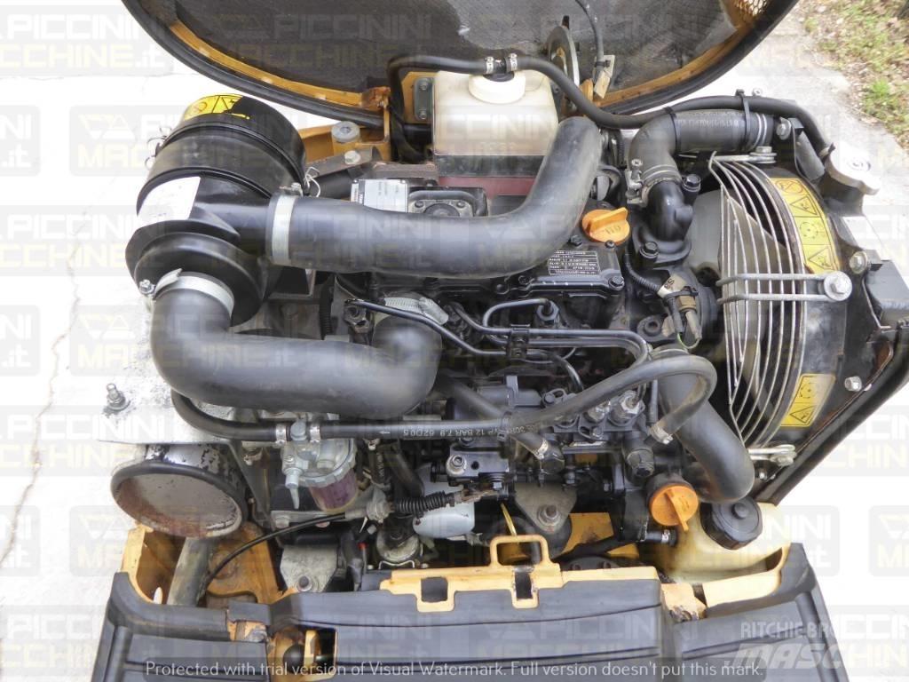 CAT 300.9D Miniescavadeiras