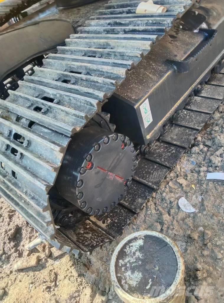 Komatsu PC 220-8 Escavadeiras de esteiras