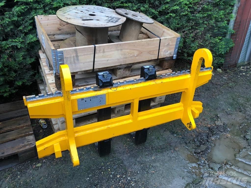 JCB PALLET FORKS Outros acessórios de carga e escavação