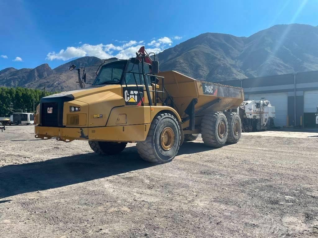 CAT 745 C Caminhões articulados