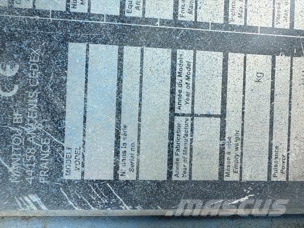 Manitou 200ATJ Elevadores braços articulados