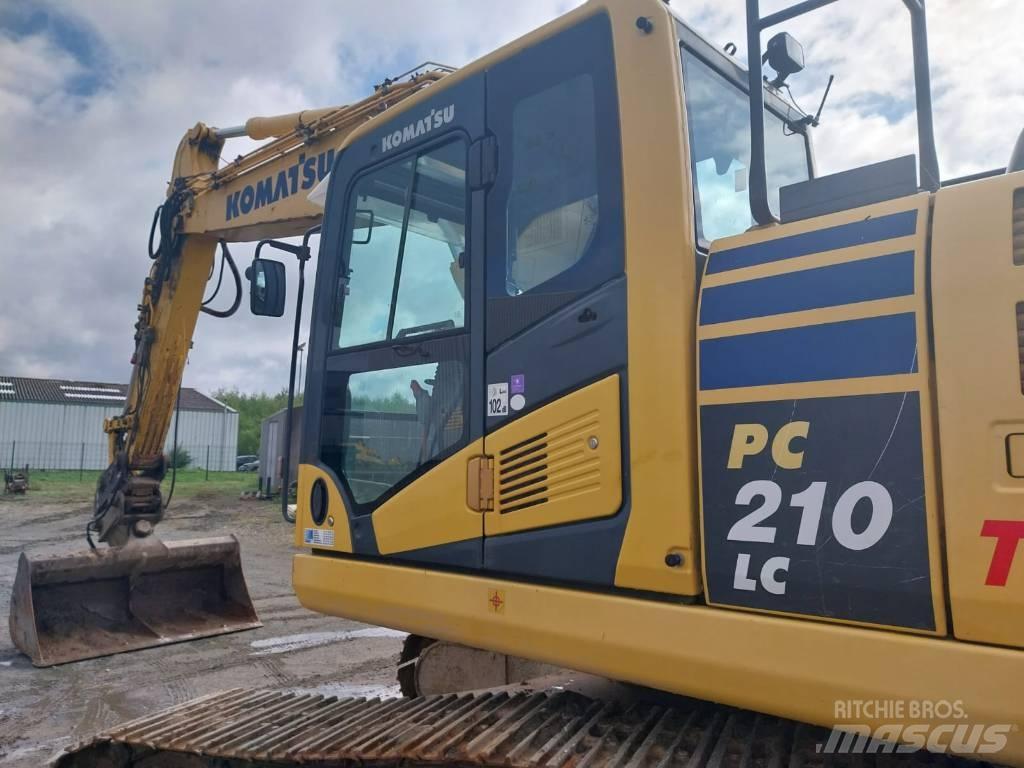 Komatsu PC210LC-10 Escavadeiras de esteiras