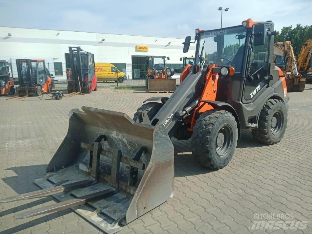 Hitachi ZW 75 Carregadeiras de rodas