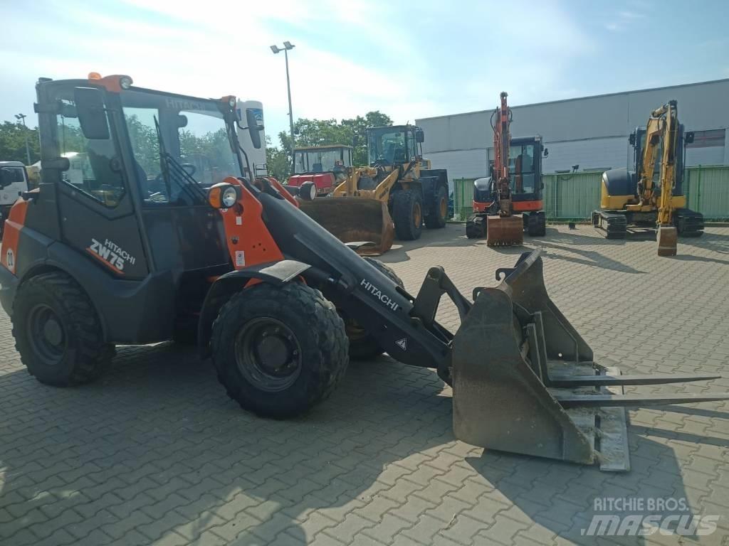 Hitachi ZW 75 Carregadeiras de rodas