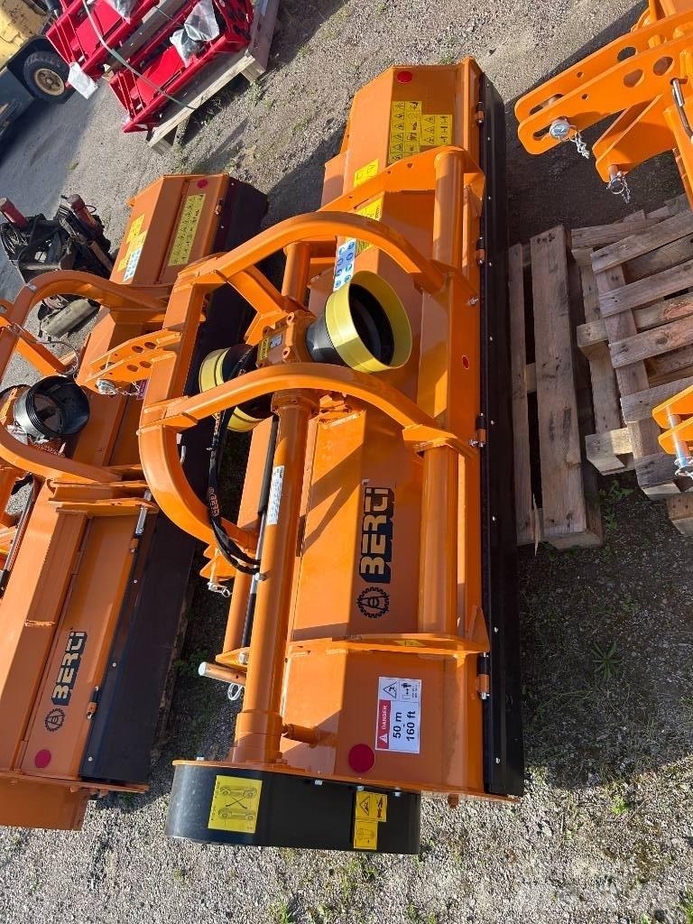 Berti Ekr-s 250 Gadanheiras e cortadores de folhas para pastos