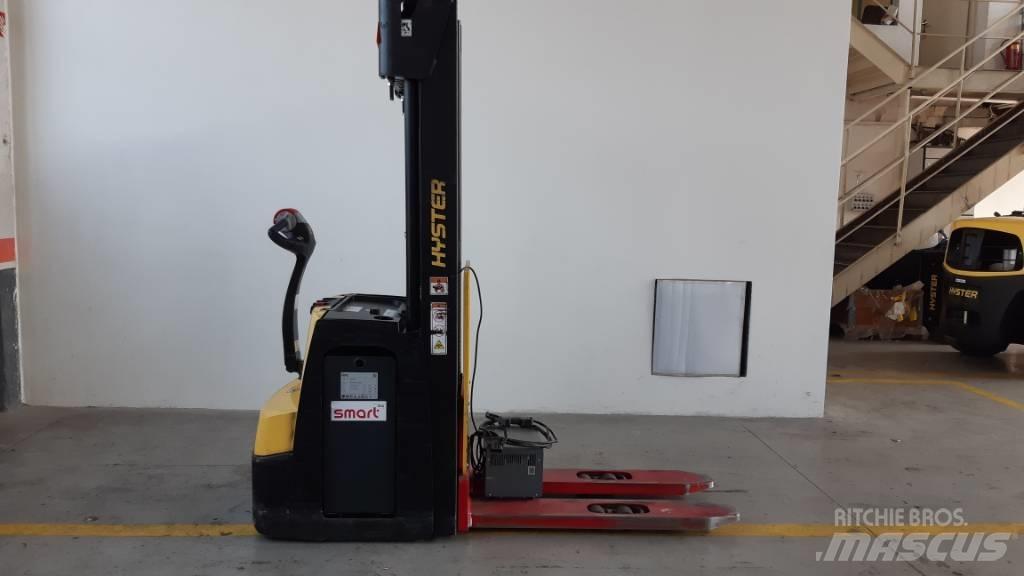 Hyster S1.6 Empilhador para operador externo