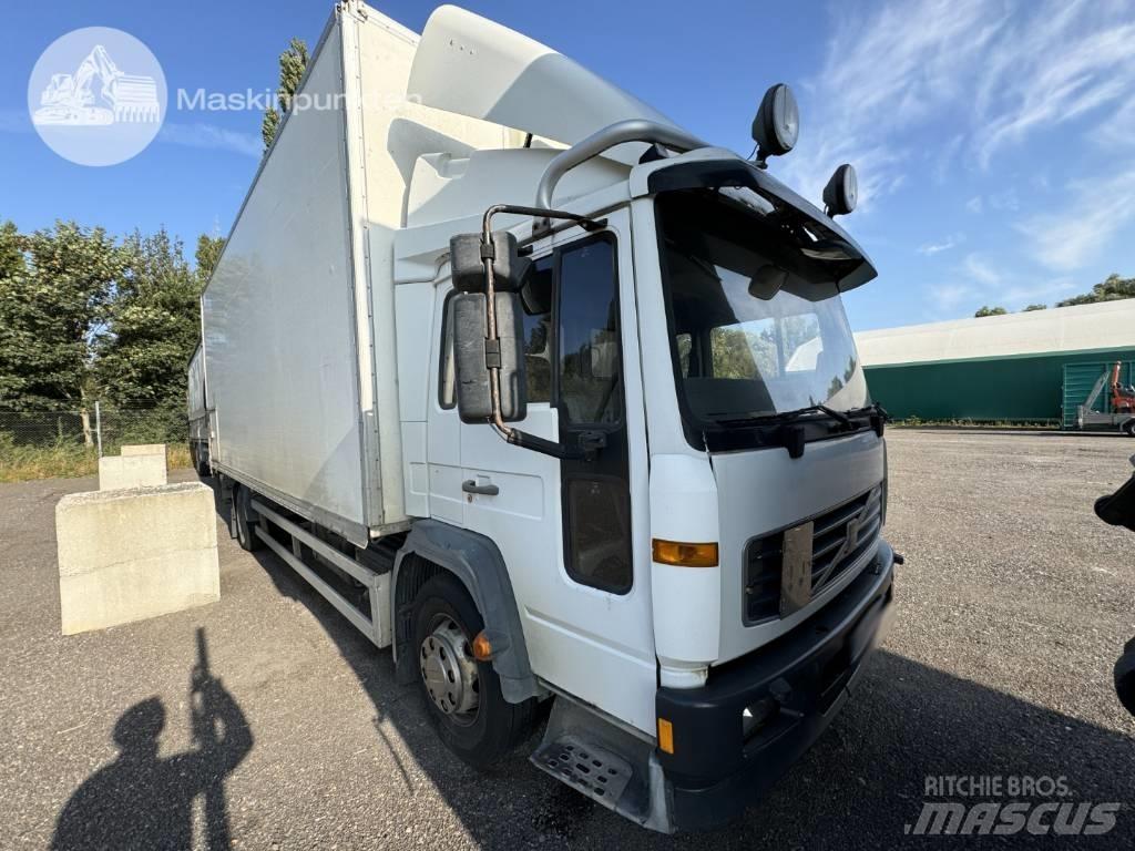 Volvo FL6 220 Caminhões de caixa fechada