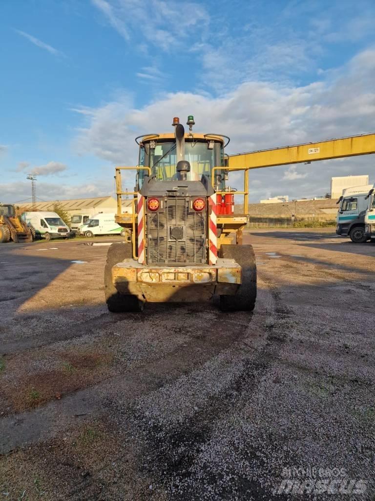 Bell L 1506 E Carregadeiras de rodas
