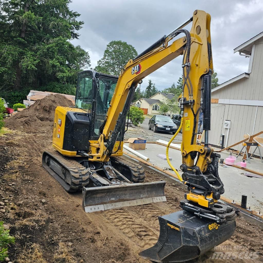 CAT 304 Miniescavadeiras