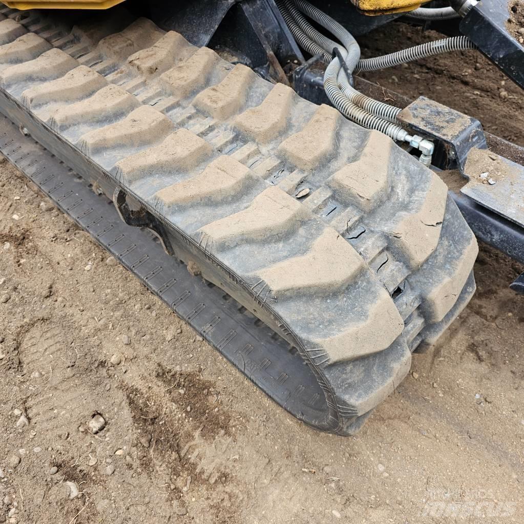 CAT 304 Miniescavadeiras