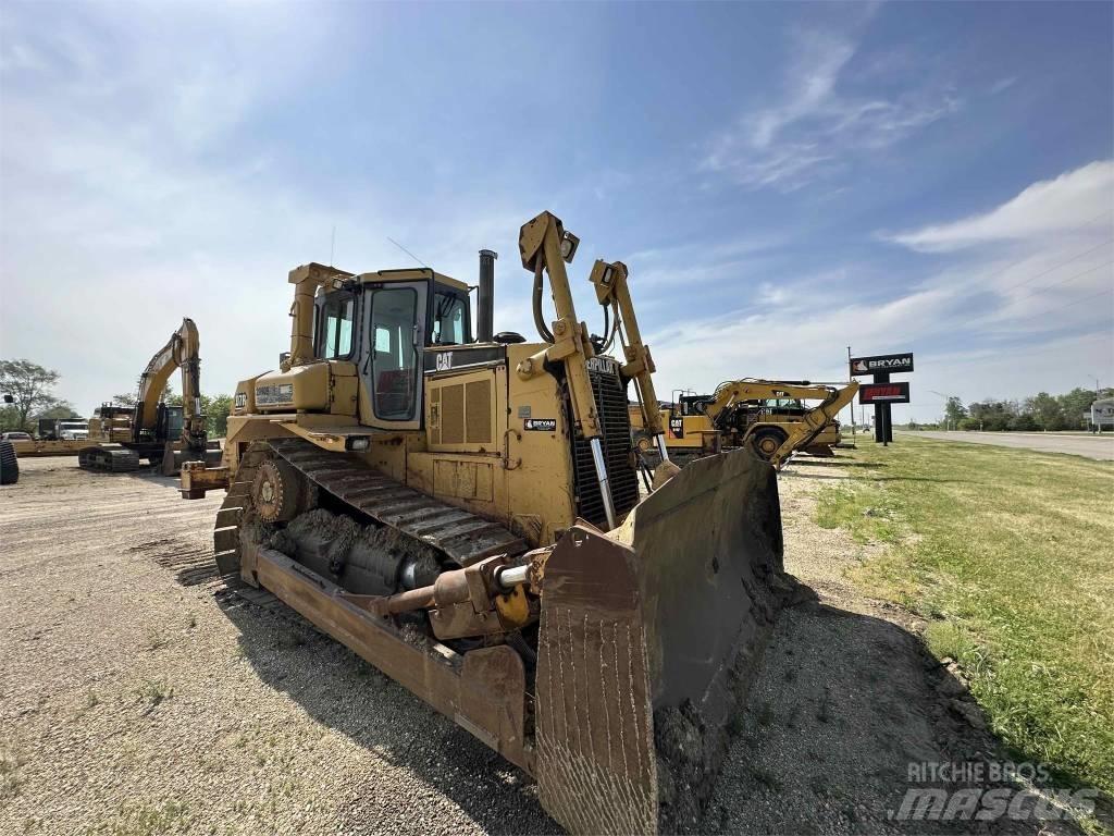 CAT D7R Dozers - Tratores rastos