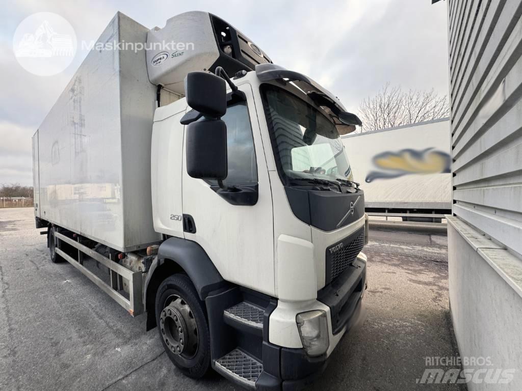 Volvo FL 250 Caminhões caixa temperatura controlada
