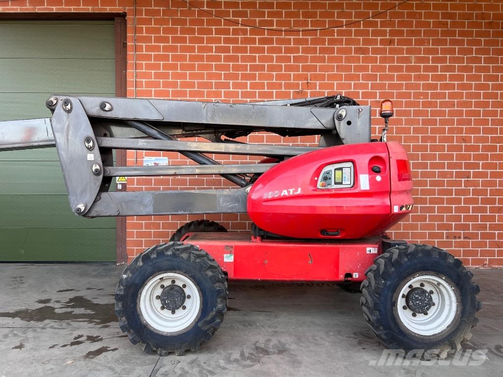 Manitou 180 ATJ E3 Elevadores braços articulados