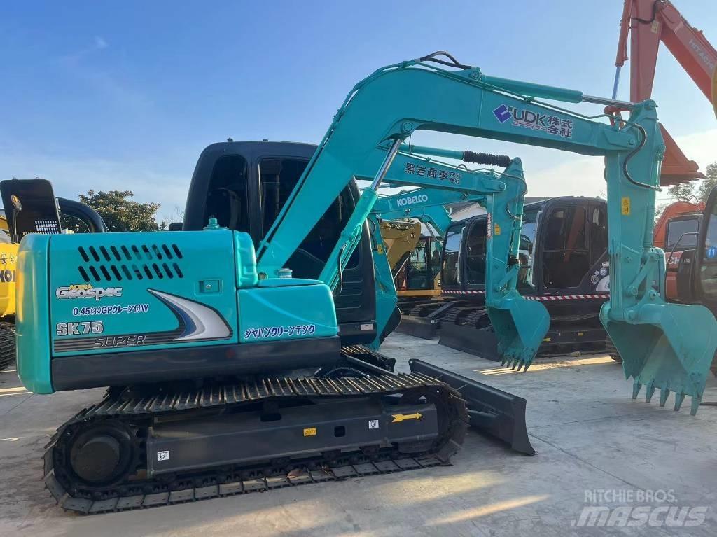Kobelco SK75-8 Escavadeiras de esteiras