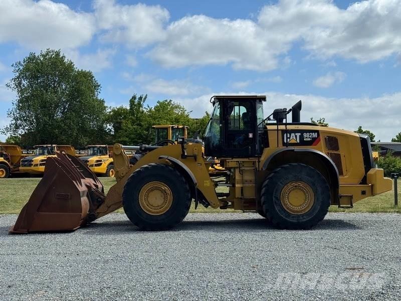 CAT 982 M Carregadeiras de rodas