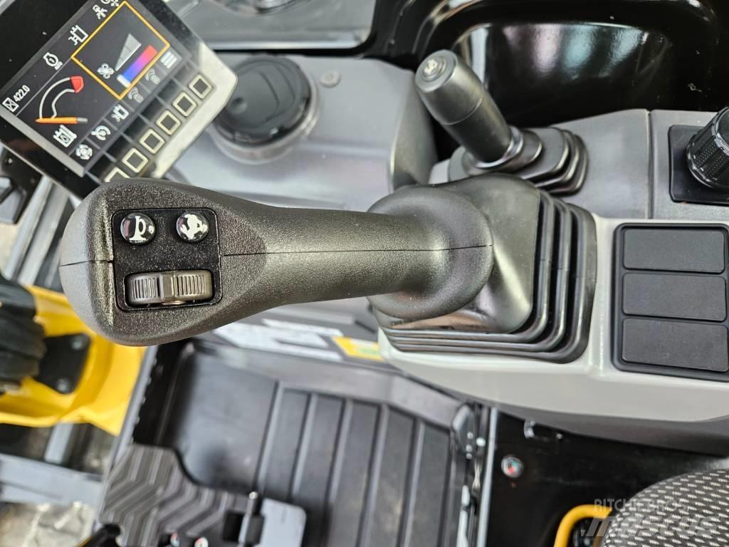 CAT 303 CR Miniescavadeiras