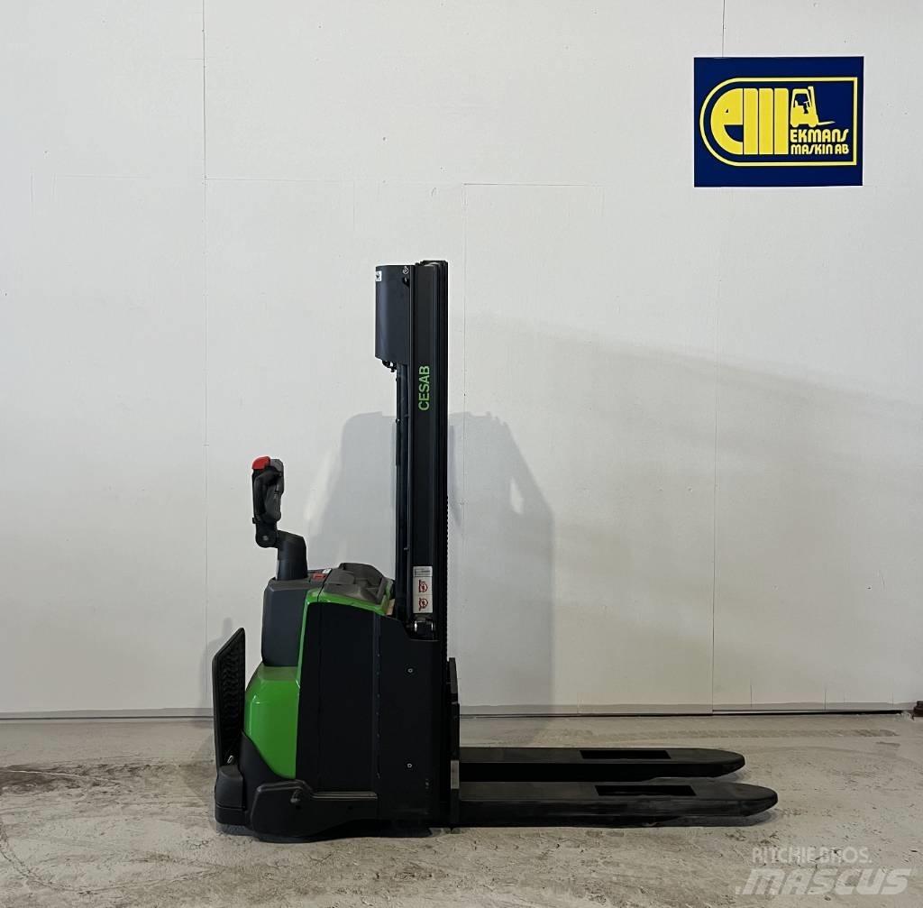 Cesab S 212 L Empilhador para operador externo