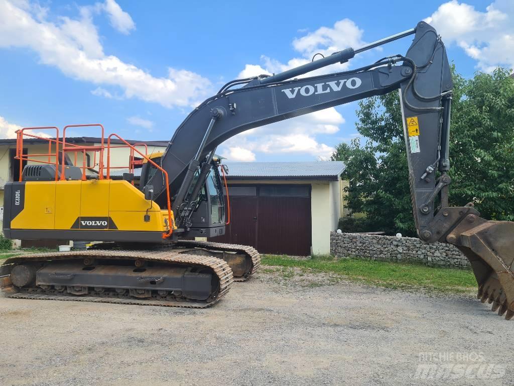 Volvo EC 220 E Escavadeiras de esteiras