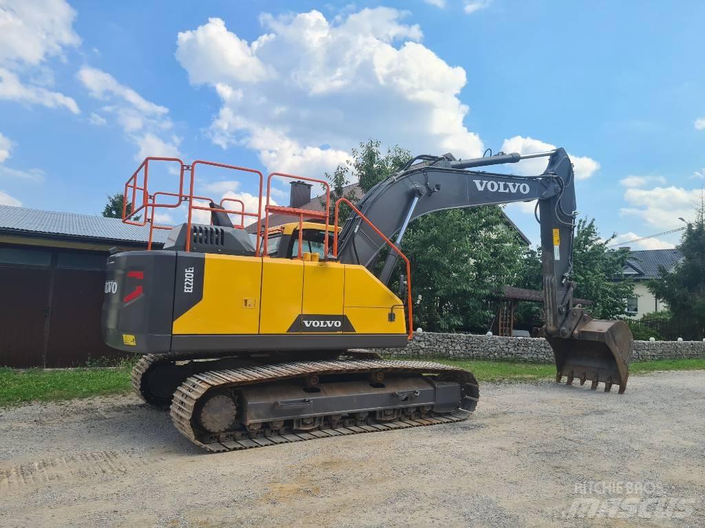 Volvo EC 220 E Escavadeiras de esteiras