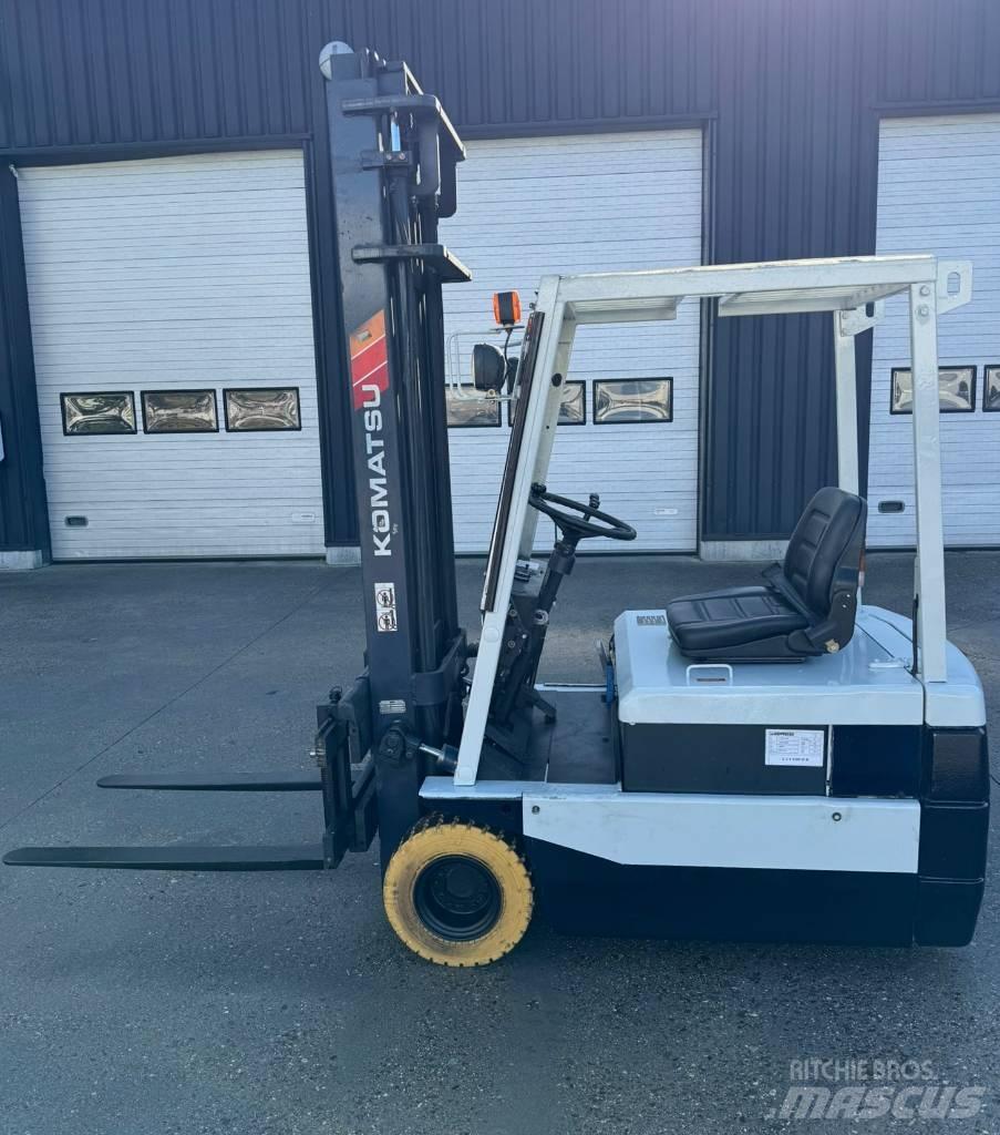 Komatsu FB 18 M-2 Empilhadores eléctricos