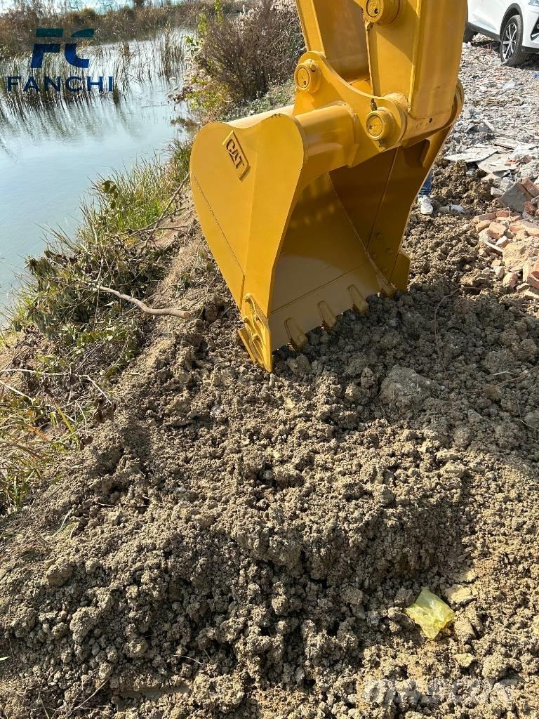 CAT 320 D Escavadeiras de esteiras