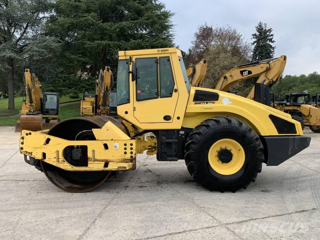 Bomag BW 213 D H-4 i Compactadores para terra