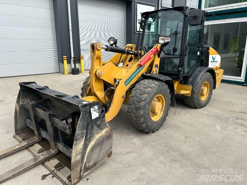 CAT 906 Minicarregadeiras