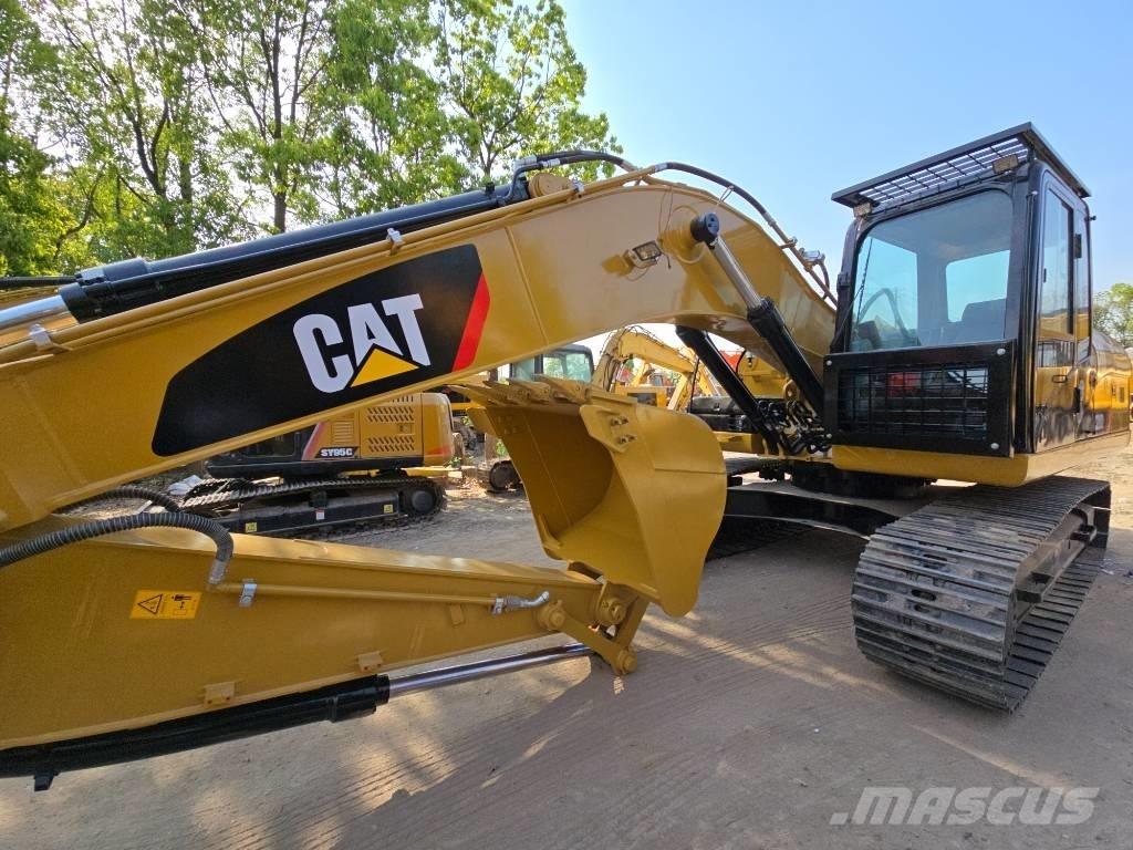 CAT 320D2 Escavadeiras de esteiras