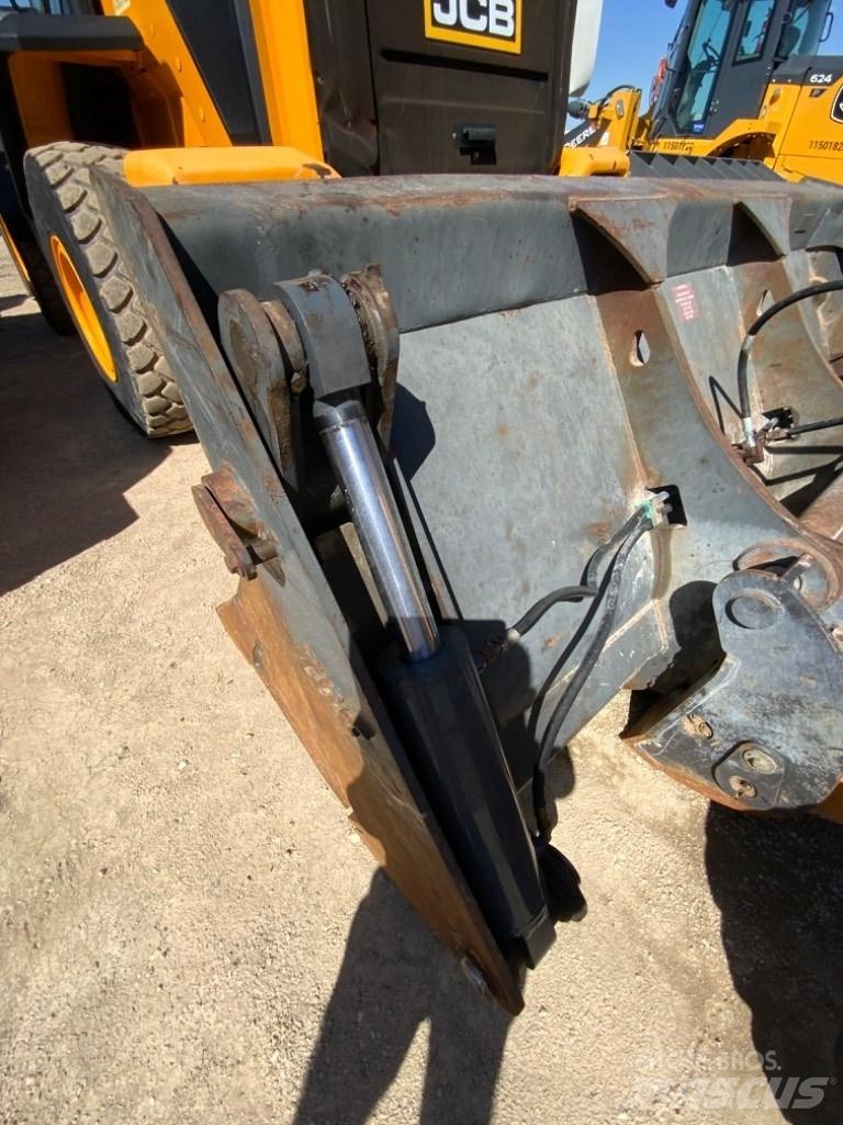 CASE 721G Carregadeiras de rodas