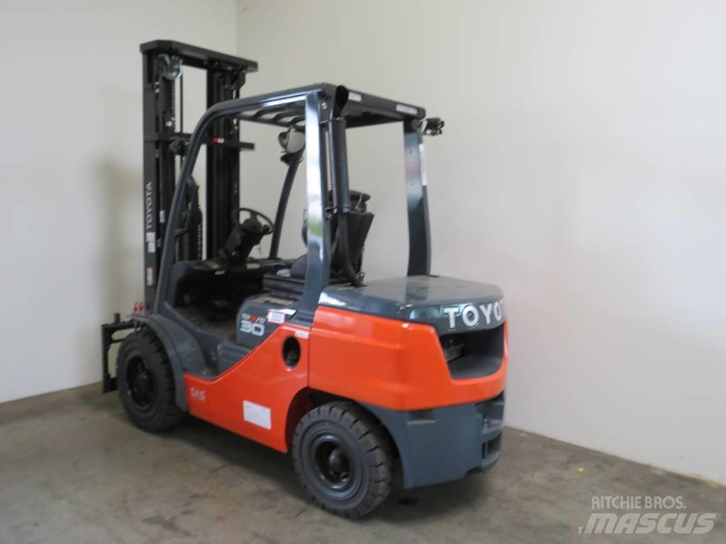 Toyota 8 FD F 30 Empilhadores Diesel