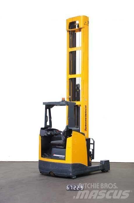 Jungheinrich ETV 325 Empilhadores Elevadores