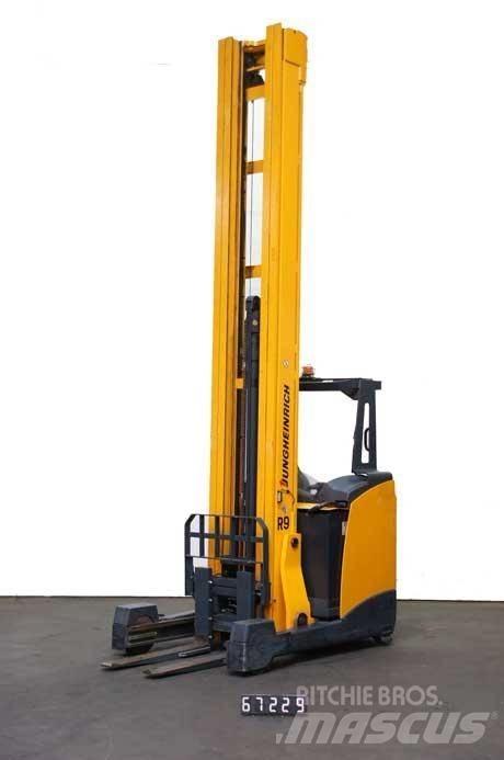 Jungheinrich ETV 325 Empilhadores Elevadores