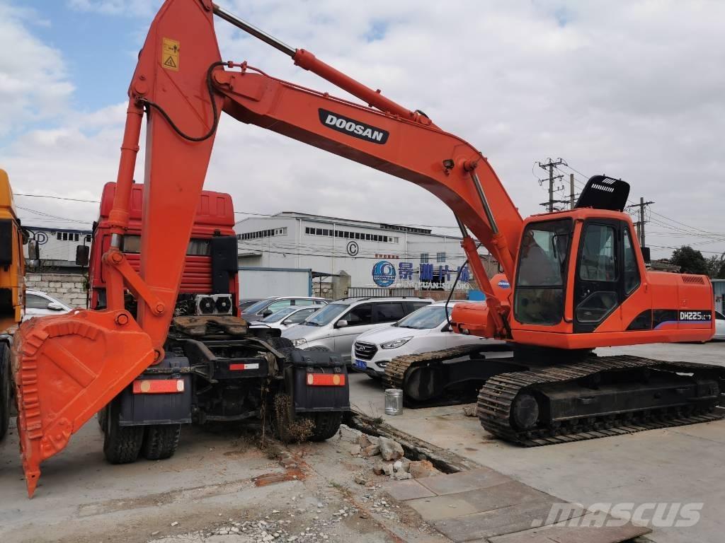 Doosan DH225 Escavadeiras de esteiras
