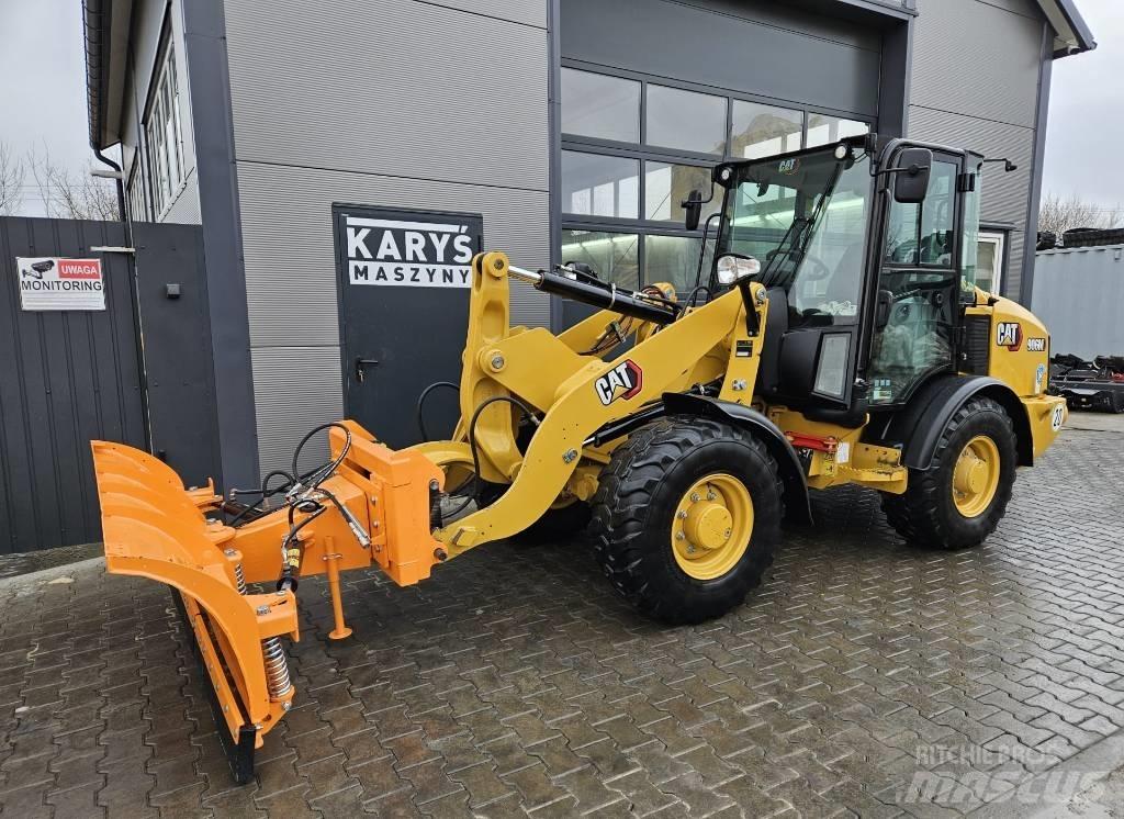 CAT 906M Carregadeiras de rodas