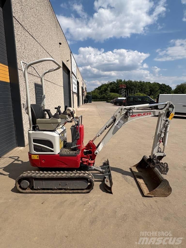 Takeuchi TB 210 R Miniescavadeiras