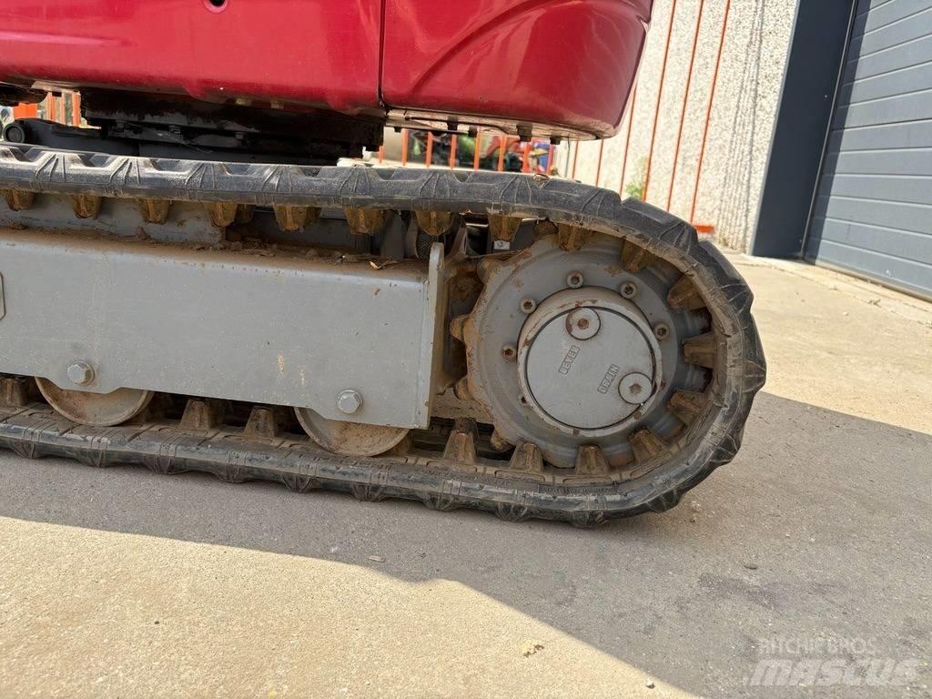 Takeuchi TB 210 R Miniescavadeiras