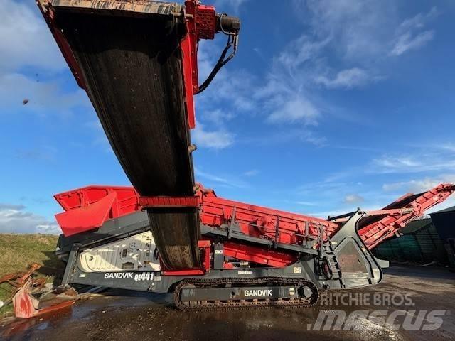 Sandvik QE 441 Crivos móveis
