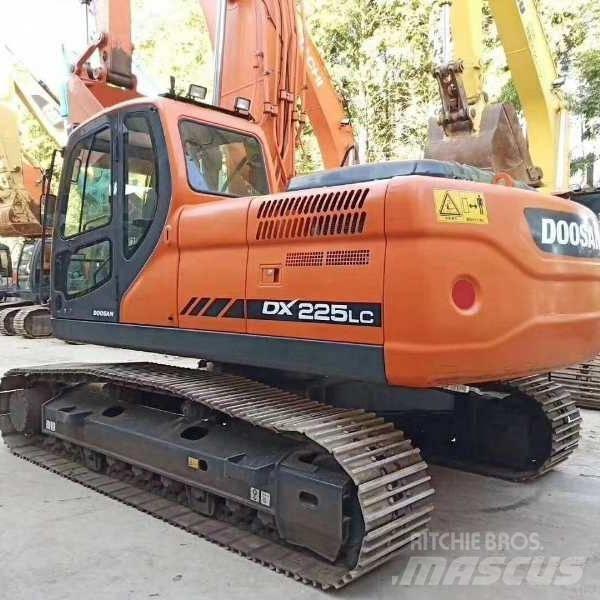 Doosan dx225 Escavadeiras de esteiras