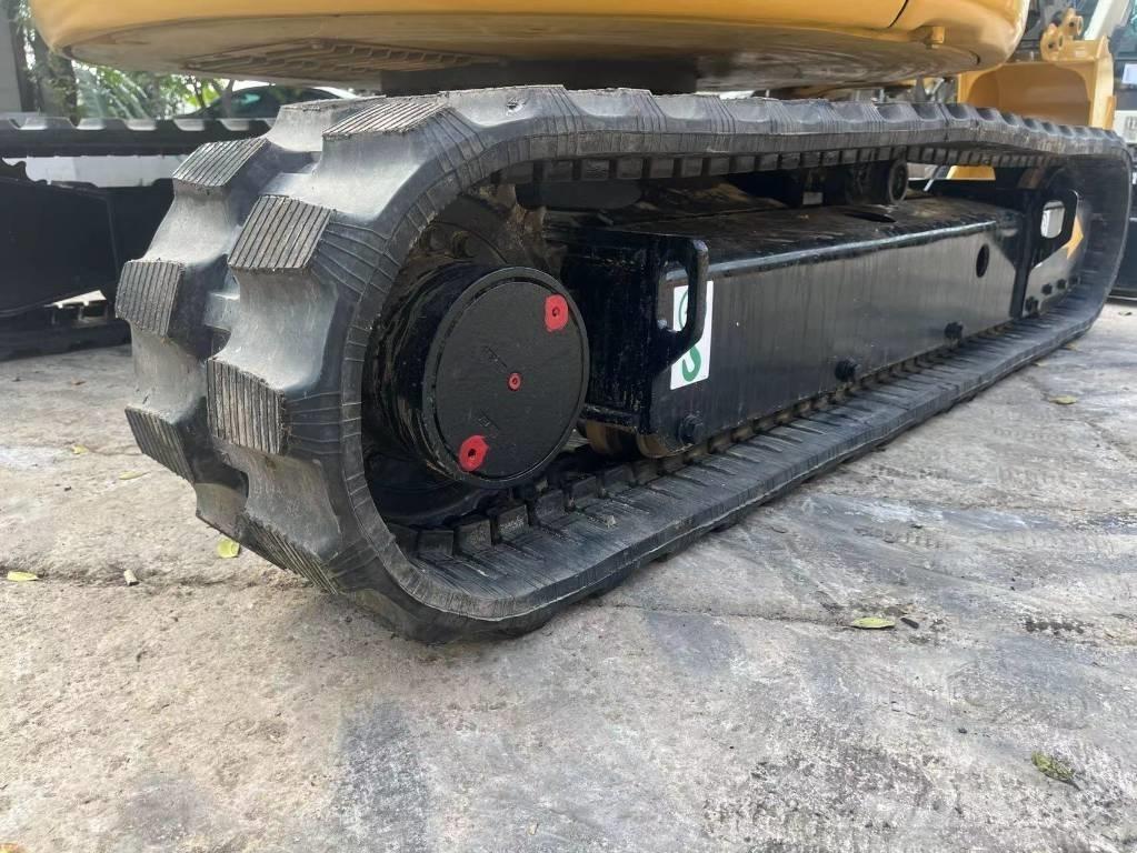 CAT 303.5 E CR Miniescavadeiras