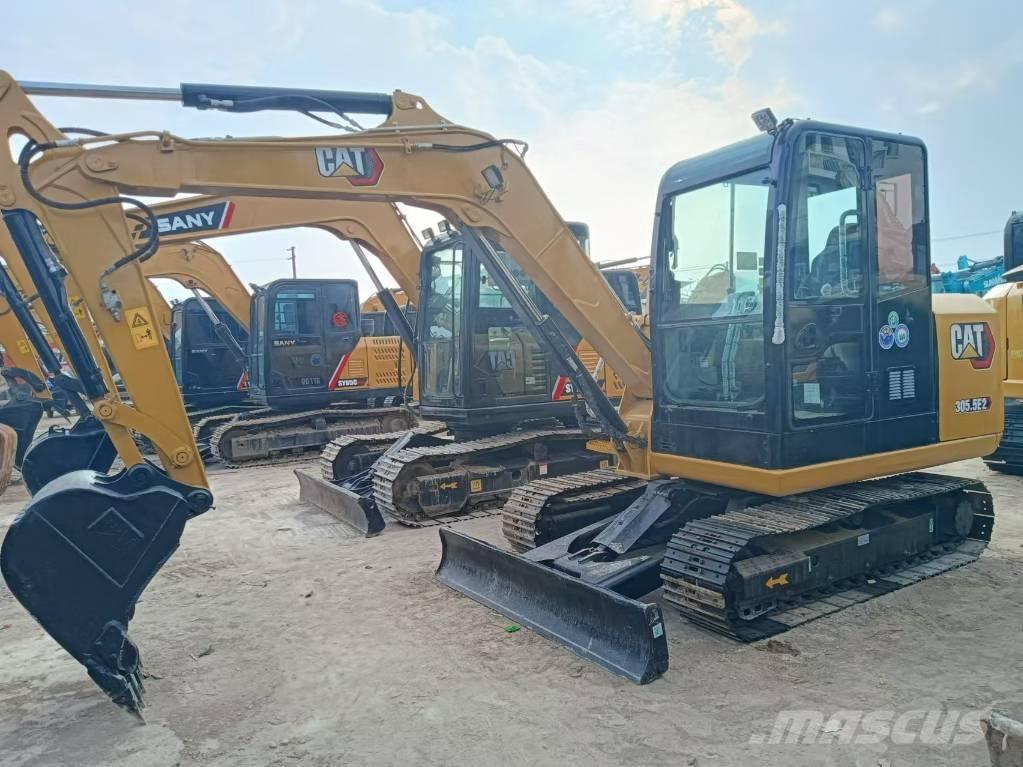 CAT 305.5 Miniescavadeiras