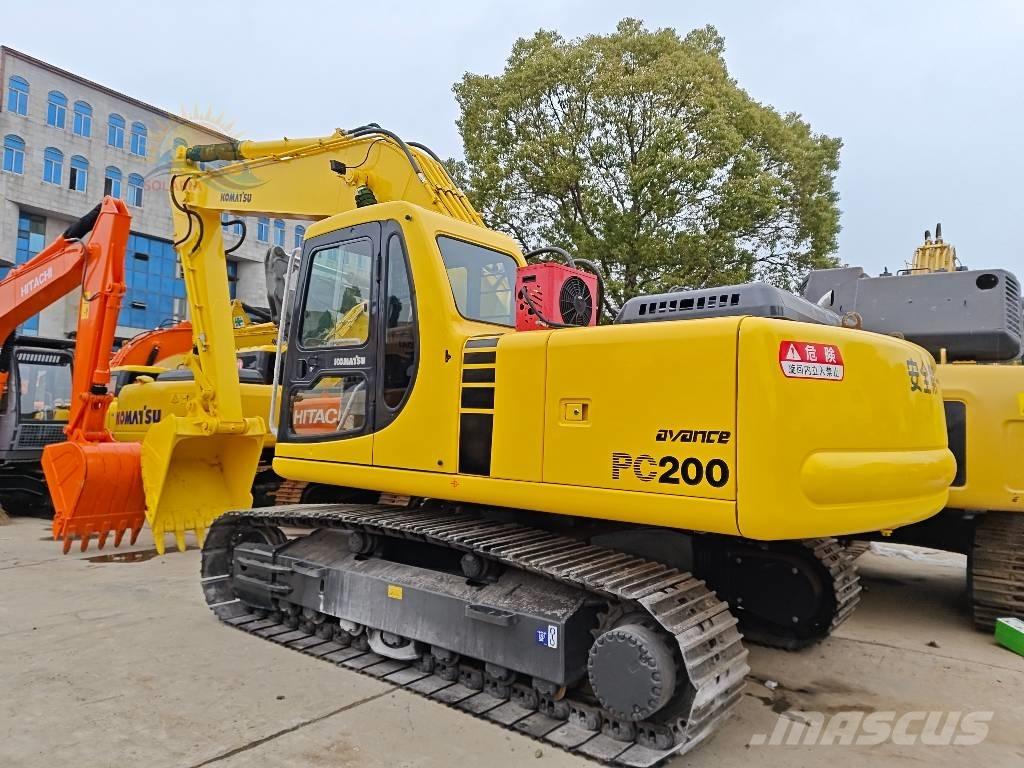 Komatsu PC 200-6 Escavadeiras de esteiras