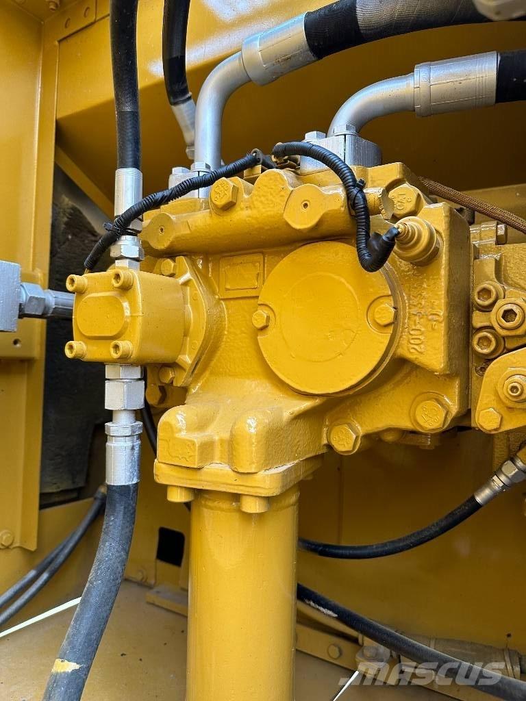 CAT 330D Escavadeiras de esteiras