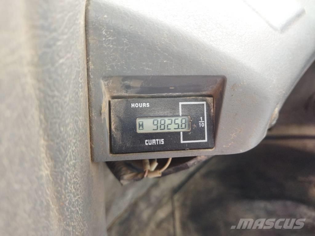 Doosan DL 300 Carregadeiras de rodas