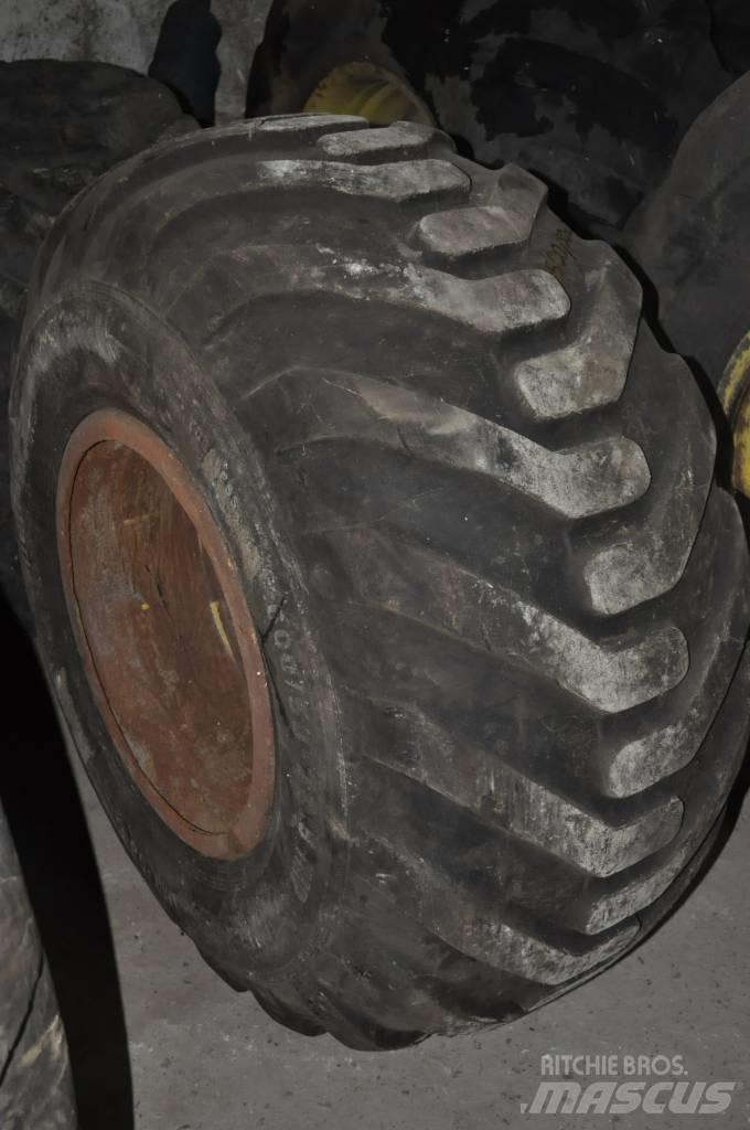 Petlas 600/50x22.5 Pneus