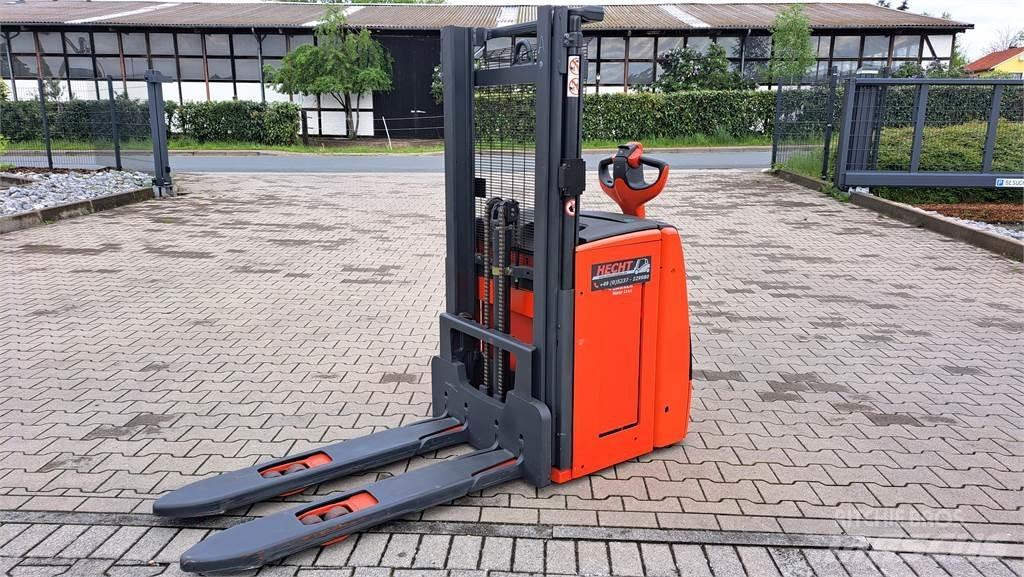 Linde L14- BR1173 Empilhador para operador externo