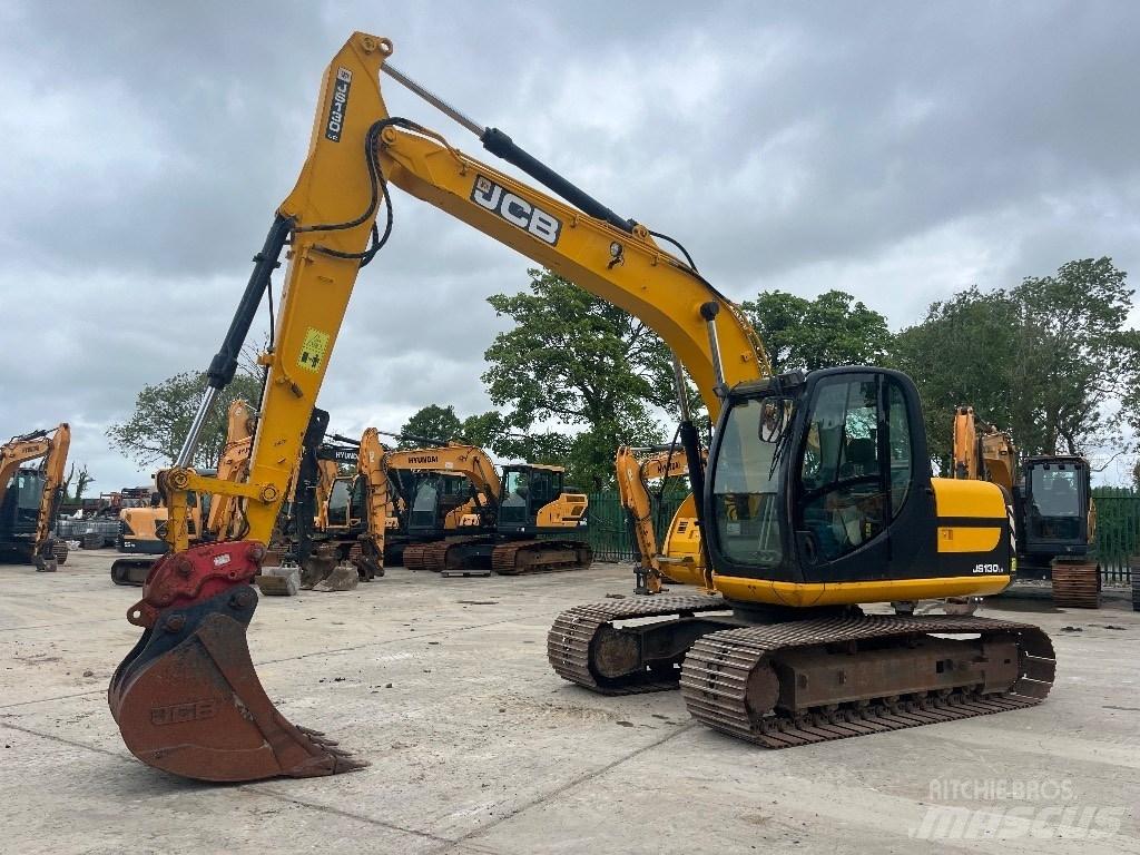 JCB JS 130 Escavadeiras de esteiras