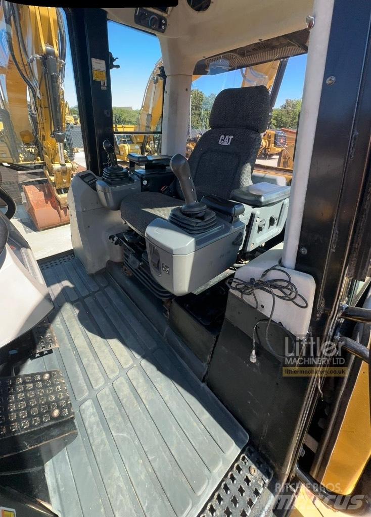 CAT 973D Carregadoras de lagartas