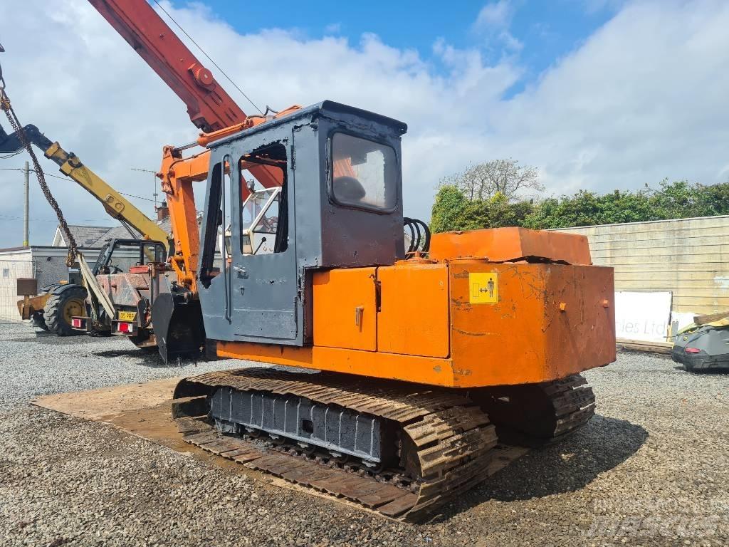 Hitachi UH 02 Miniescavadeiras