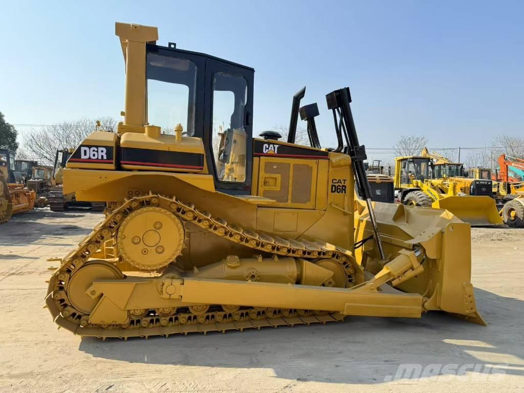 CAT D 6 R Dozers - Tratores rastos