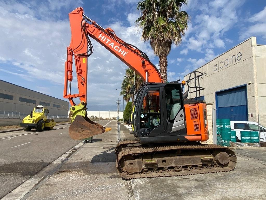 Hitachi ZX 135 US-6 Escavadeiras de esteiras